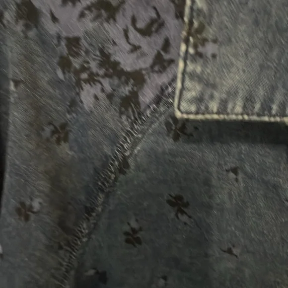 Cute long sleeve shirt by free people - Picture 3 of 9